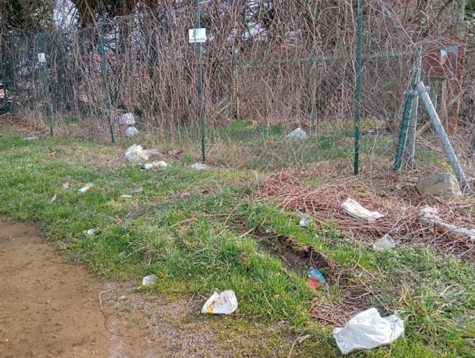 I volontari di “Marano pulita” al lavoro, tirata a lucido l’area in via Santa Lucia