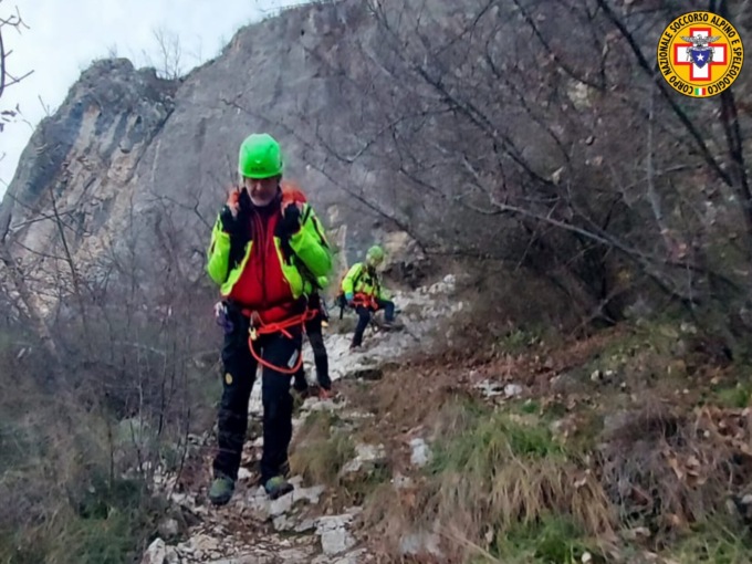 Si infortuna durante l’arrampicata, 35enne soccorso e portato in ospedale