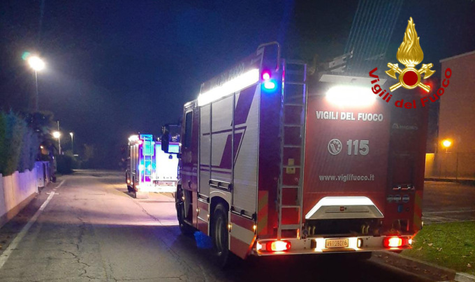 Vicenza, incendio nel ristorante del centro storico: i residenti che abitano sopra lanciano “l’allarme fumo”