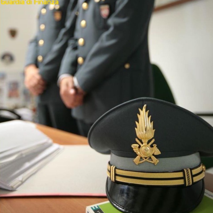 Lavoratori in nero e cocaina nel disco bar di Creazzo e nel nightclub di Vicenza