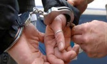 Pomeriggio di shopping "fai da te" al centro commerciale Palladio: arrestato un 46enne