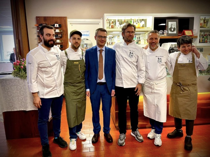 Compleanno “stellato” all’Artusi di Recoaro: ritornano all’alberghiero 5 ex studenti, oggi chef di lusso