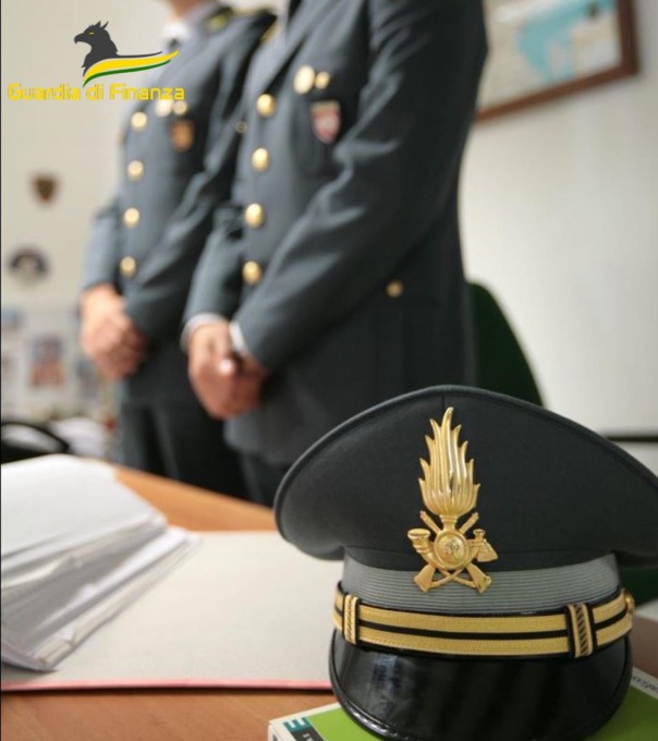 Finanza in azione: spaccio, commercio di “falsi” e una pioggia di sanzioni per i bar vicentini
