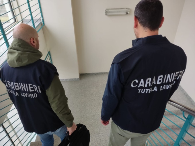 Schio, denunciati un consulente del lavoro e due imprenditori: sanzioni per oltre 110mila euro