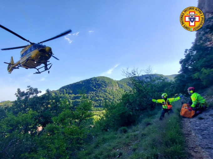 Vola dalla parete, gravissima una freeclimber che stava arrampicando insieme alla sorella