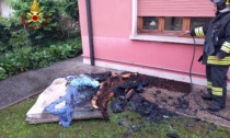 Tragedia ad Alte Ceccato, brucia il materasso in casa: morta una 51enne, intossicato il marito