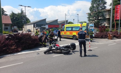 Incidente a Dueville, l'auto rallenta per svoltare: arriva la moto e la tampona