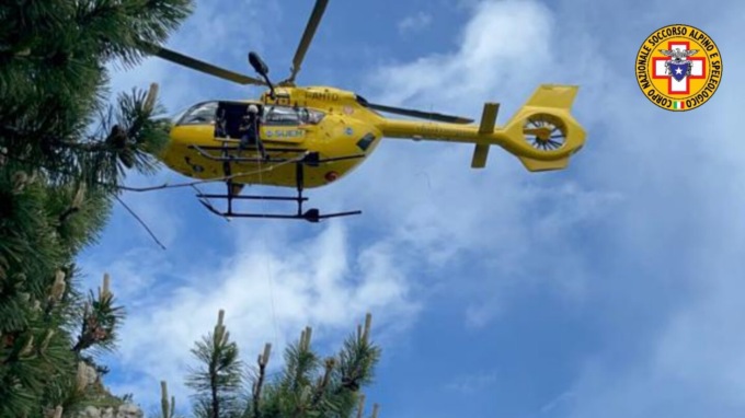 Ferrata del Vajo Scuro, 3 escursionisti bloccati e altri due chiedono aiuto ma poi fanno di “testa loro” e si infortunano