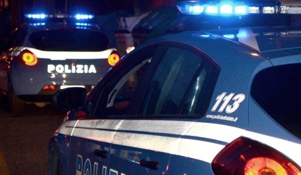 Sfrecciavano a gran velocità per le strade della città, in auto nascondevano la droga