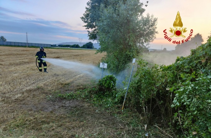 Tubo di metano tranciato, chiusa la strada regionale: in tilt la circolazione a Grumolo delle Abbadesse