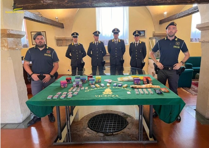 A Vicenza è allarme spinelli elettronici: nuovo maxi sequestro di 133 sigarette per “lo sballo”