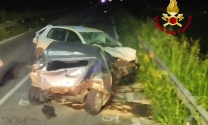 Terribile schianto tra quattro auto a Ferragosto: morta una ragazza di 20 anni