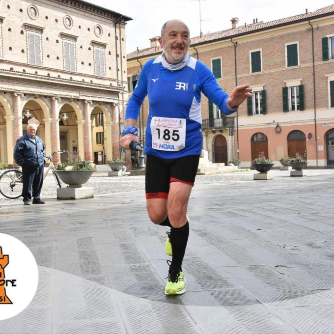 Malore fatale per un ciclista, si stava allenando sul Grappa con la moglie