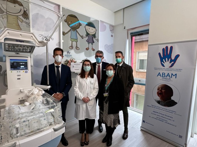 Inaugurata la prima family room del Veneto al San Bortolo , accoglierà i nati pre-termine e i loro genitori