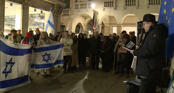 Dopo la guerriglia per la manifestazione pro-Palestina a Vicenza si scende ancora in strada (ma contro l’antisemitismo)