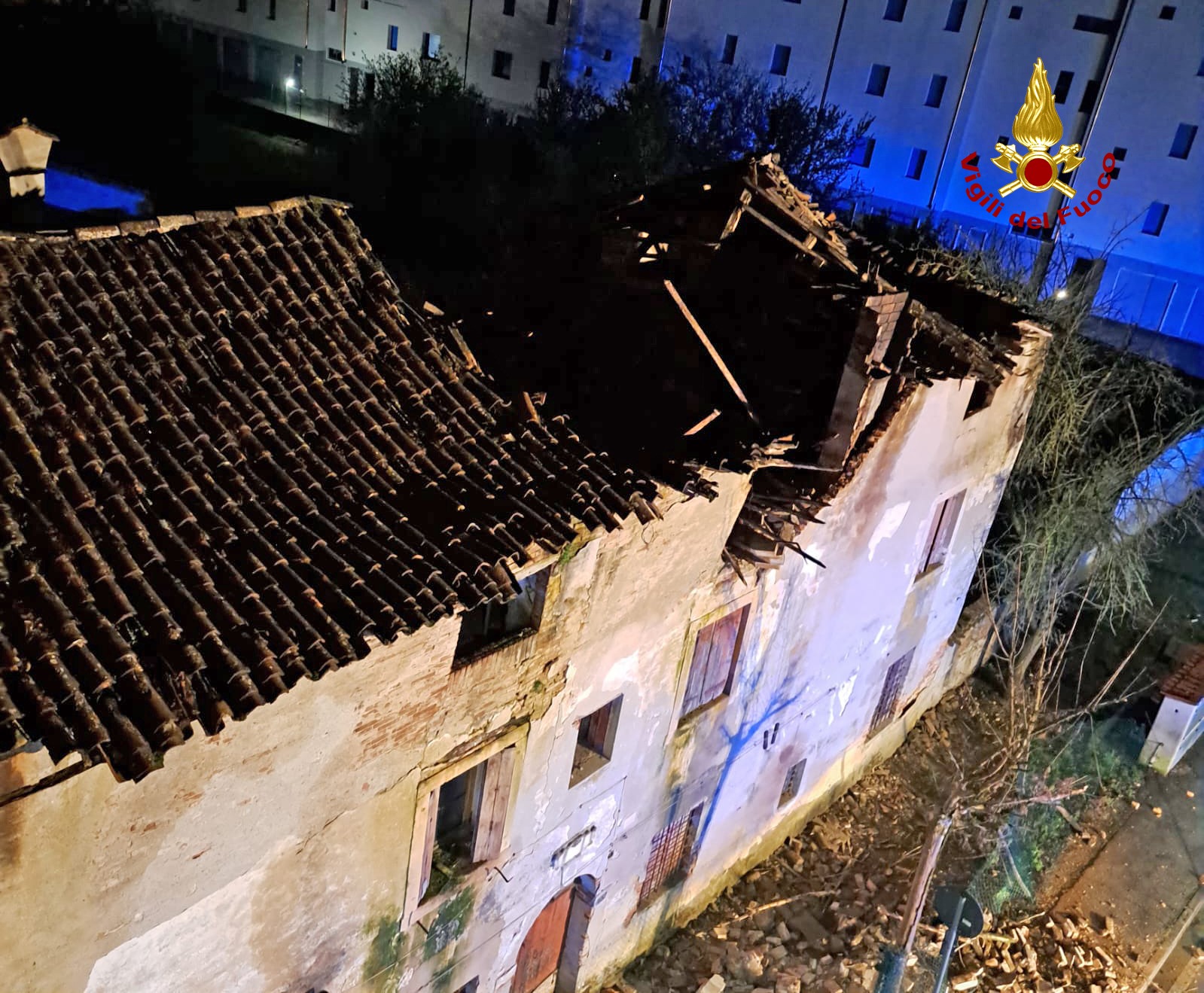 foto edificio crollato in via Baracca - Vicenza