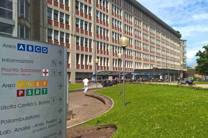 Paziente armato di coltello fermato nel reparto di psichiatria dell’ospedale di Vicenza