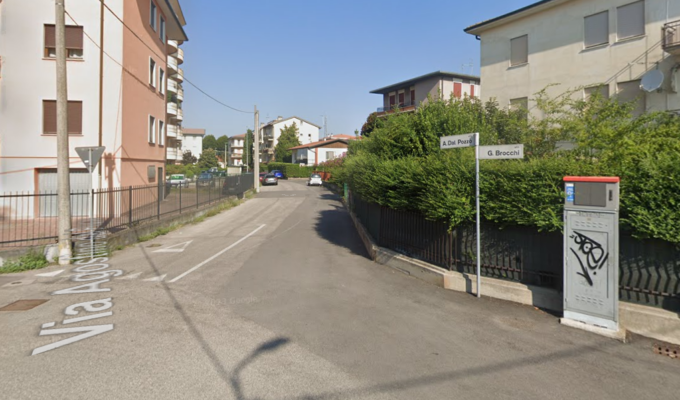 Teme ci sia una bomba in giardino, intervengono gli artificieri ma si tratta di un tondino di ghisa
