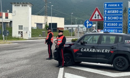 Rifiuta di sottoporsi all'alcoltest e poi minaccia i Carabinieri, denunciato 38enne
