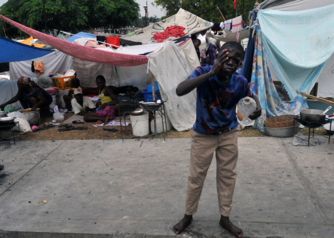 Bimbi bloccati ad Haiti, l’appello delle famiglie venete al Governo Meloni: “Aiutateci a riportarli a casa”