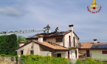 Incendio sul tetto di un'abitazione a Marostica, rogo scaturito dai pannelli solari
