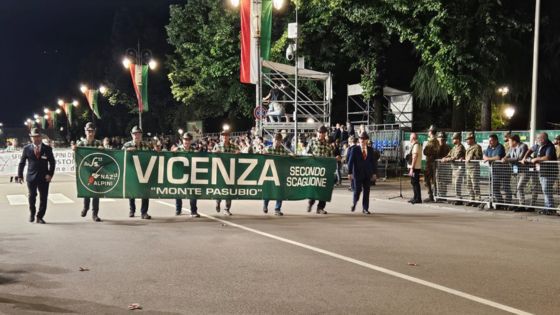 Spari in Piazza dei Signori durante l’Adunata degli Alpini: denunciato giovane vicentino