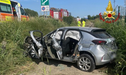 Incidente sull'A4 a Vicenza, auto finisce fuori dal piano stradale