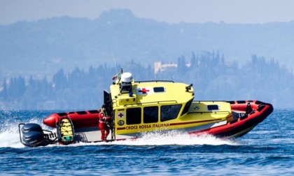 Gita sul Garda finisce male, 30enne vicentina si ferisce con l'elica del motoscafo