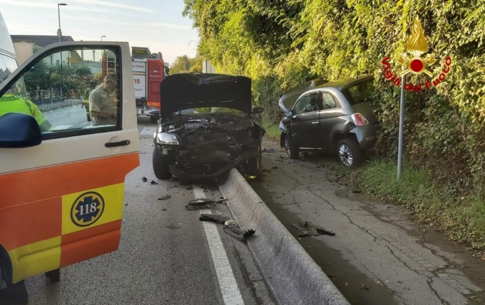 Scontro tra due auto lungo la SP 57 a Romano d’Ezzelino, ferita una conducente