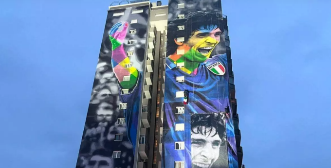 Paolo Rossi simbolo di Vicenza, un murale dedicato al campione sulla facciata della torre Everest
