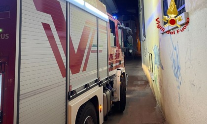 Incendio in un appartamento a Bassano del Grappa, inagibili due abitazioni