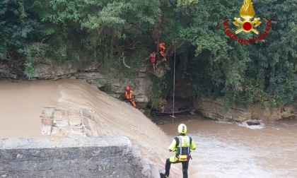 Rimangono bloccati dalla piena dell'Agno: scampata la tragedia per due ragazzini