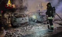 Misterioso incendio di due auto parcheggiate a Zugliano