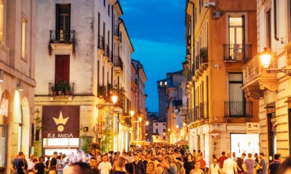 Rissa con spranghe durante la Notte Bianca in centro a Vicenza, scattano quattro denunce