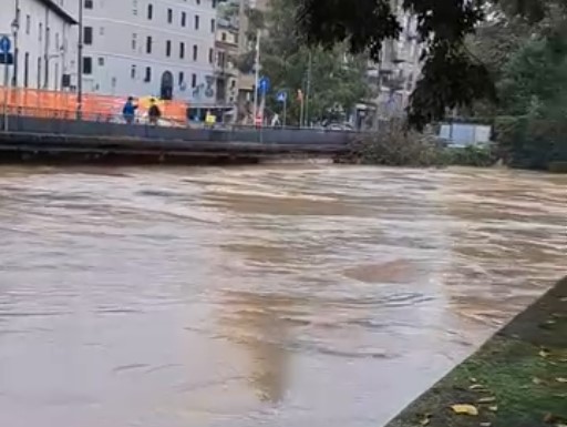 Scende il livello del fiume Bacchiglione, ma resta l’allerta arancione fino a domenica 20 ottobre 2024