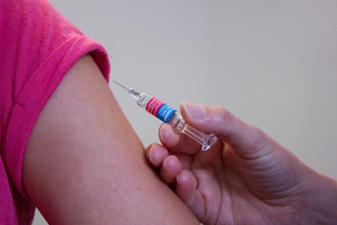 Da lunedì 7 ottobre 2024 il vaccino contro influenza e Covid in provincia di Vicenza: come prenotare con la Ulss 7 e la Ulss 8