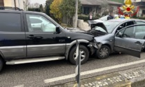 Frontale tra due auto a Nove: tre donne ferite