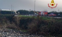 Arzignano, scivola lungo la ciclabile e finisce nel torrente Chiampo