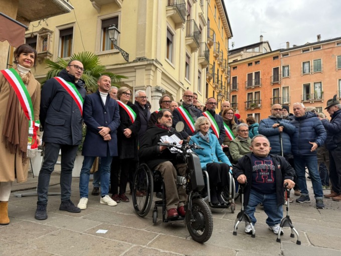 Sindaci in carrozzina a Vicenza: un’esperienza unica per abbattere le barriere della disabilità