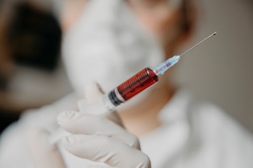 Fornivano le benzodiazepine alla badante indagata per omicidio, senza ricetta
