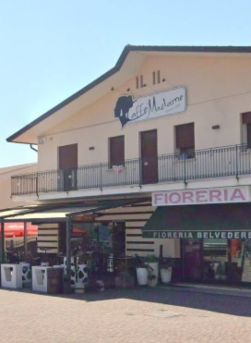 Notte di Pasqua movimentata: tutt’altro che un belvedere al Caffè Madame, di Belvedere