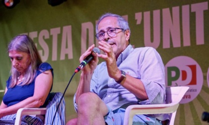 Raid alla villa di Crisanti del PD: scritte no vax su muri e piscina