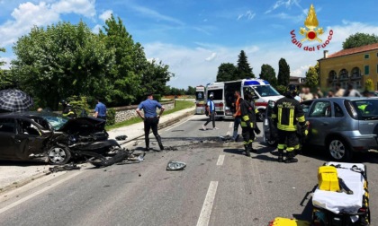 Frontale tra due auto in via Capiterlina a Isola Vicentina