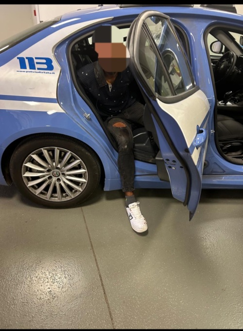 Un 34enne libico arrestato per rapina impropria nel pomeriggio ed in pieno centro