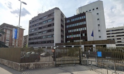 La Polizia di Stato espelle cittadino tunisino che durante l'accompagnamento tenta la fuga