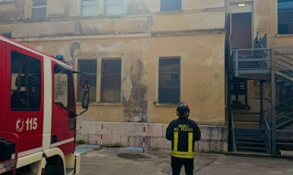 Istituto “Martini” di Schio, principio d'incendio in un bagno: domato dai vigili del fuoco