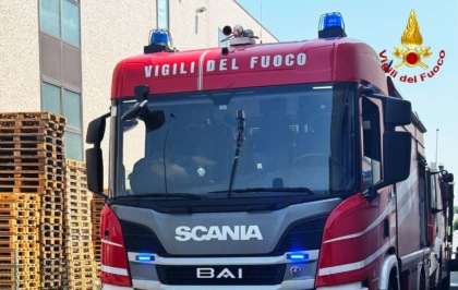 Incendio alla Mondialstampi di Schiavon, a fuoco una macchina perforatrice