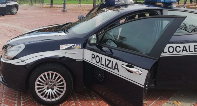 Pusher spaccia in zona rossa e viene allontanato con provvedimento del Prefetto