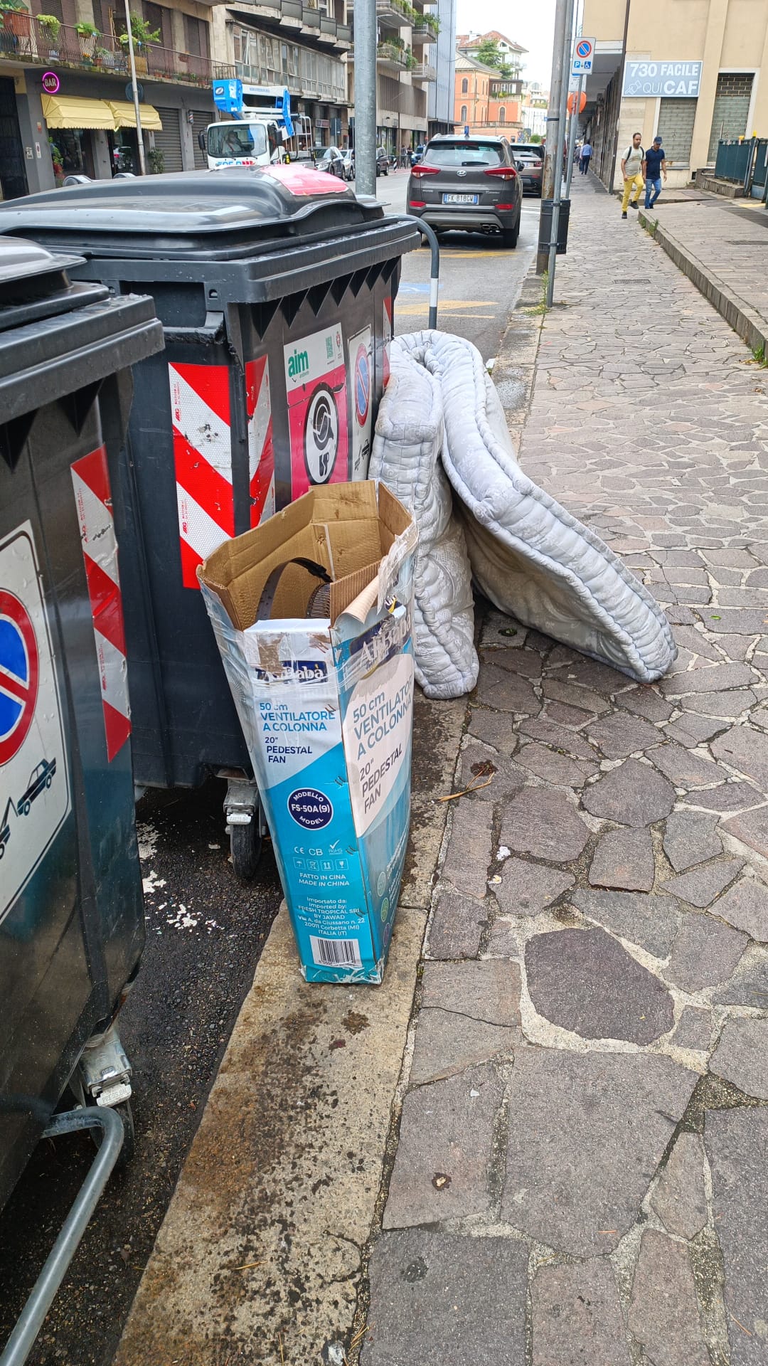 Rifiuti+abbandonati+3
