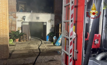 Cappa va a fuoco all’interno di una stalla a Sandrigo